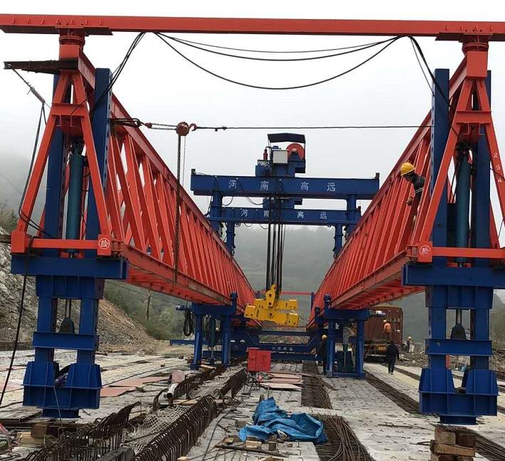 黑龍江邦中建筑材料科技有限公司，雙鴨山市集賢縣省道工程，采購全新式GYLQ40m-200t架橋機(jī)